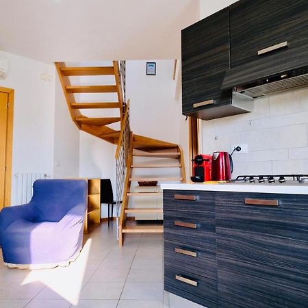 Appartamento In Villa Daniela Con Piscina Privata Carraro Immobiliare Jesolo - Family Apartments Extérieur photo