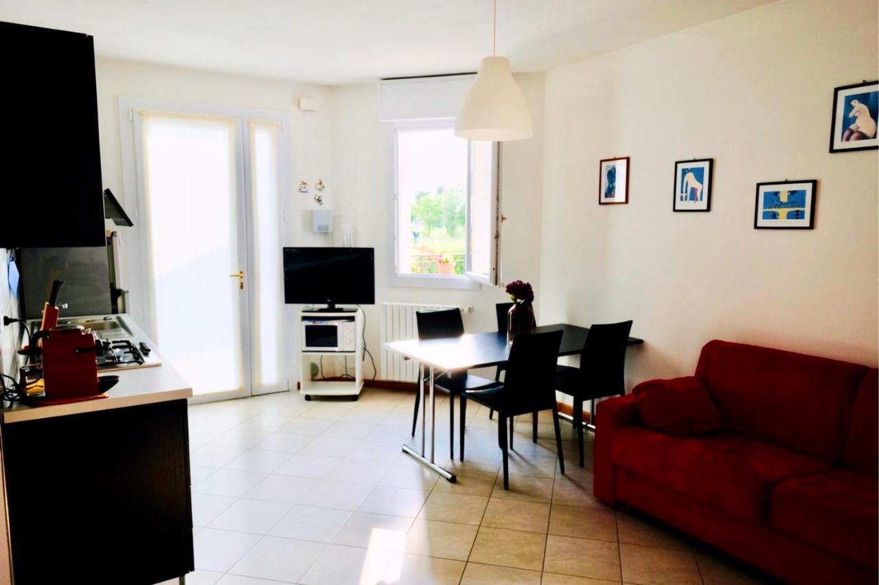 Appartamento In Villa Daniela Con Piscina Privata Carraro Immobiliare Jesolo - Family Apartments Extérieur photo
